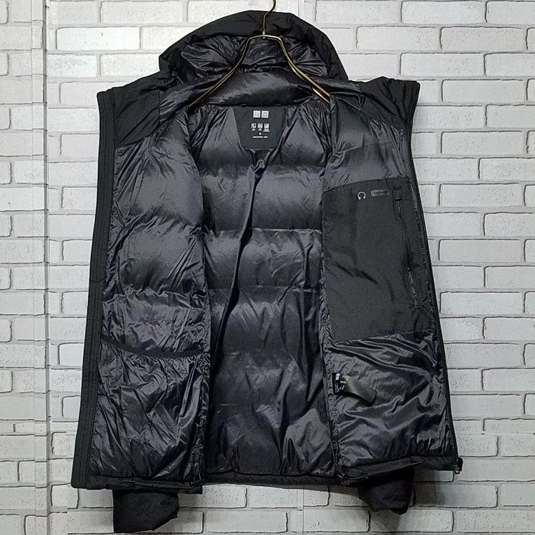 UNIQLO】 ユニクロ シームレス ダウンパーカ ブラック 670NX｜Yahoo