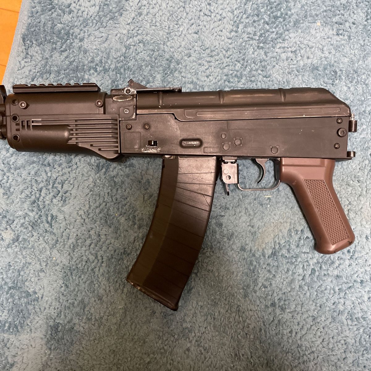 東京マルイ 電動ガンライトプロ AK74U ソードオフカスタム済 フル