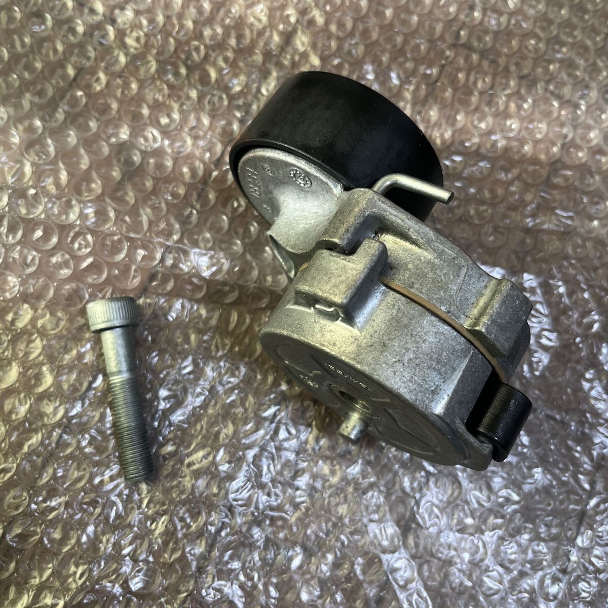 三菱ふそうファンベルトテンショナーセットB｜Yahoo!フリマ（旧PayPay