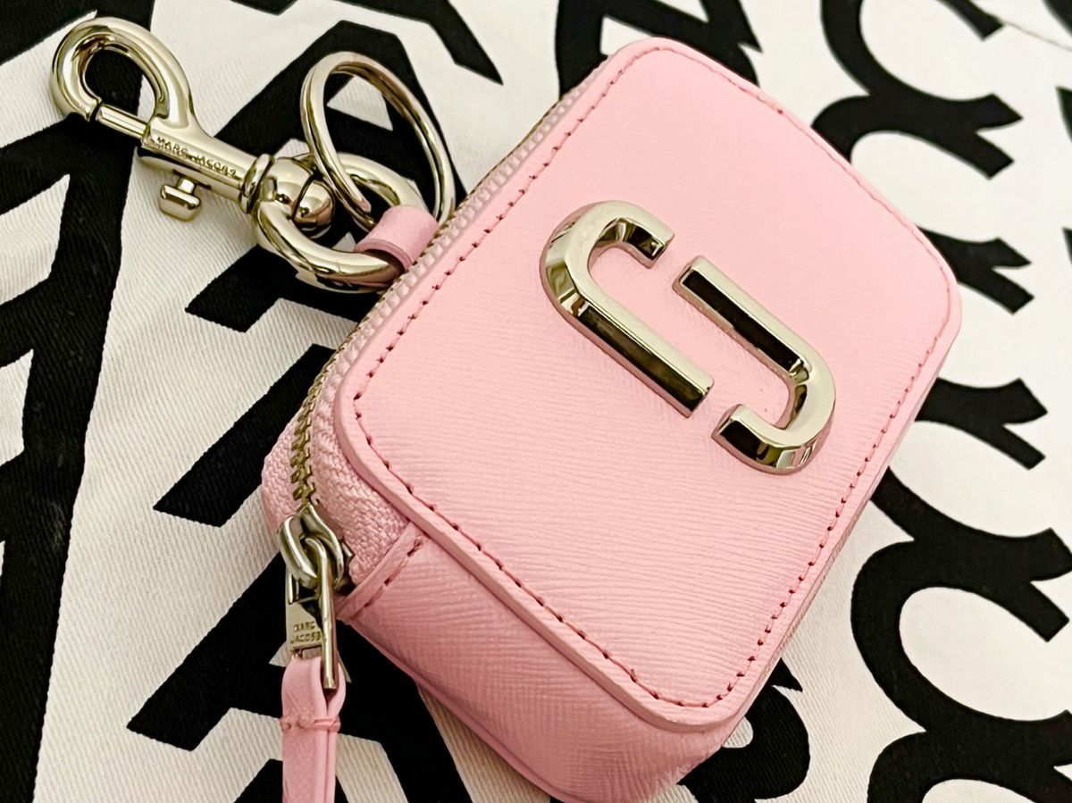 新品】マークジェイコブス ザ ユーティリティ スナップショット