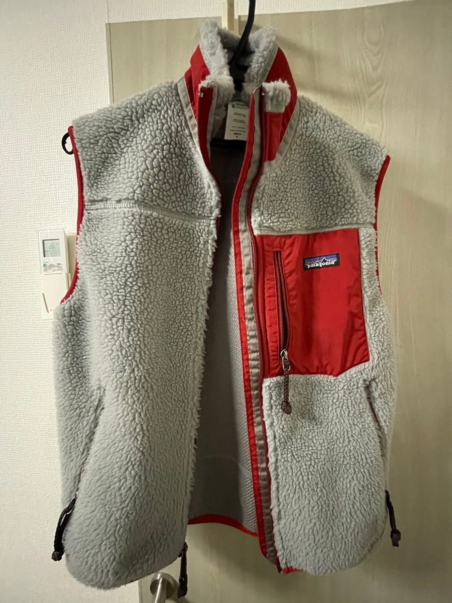 パタゴニアpatagonia レトロ retro-X VEST S グレーレッドカラー