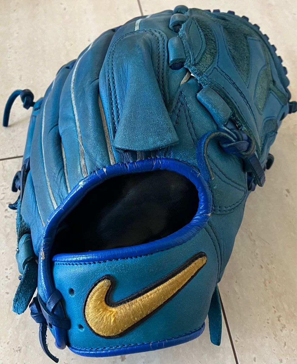 ナイキ【廃盤】岩隈シグネチャーモデル少年軟式グローブ NIKE 投手