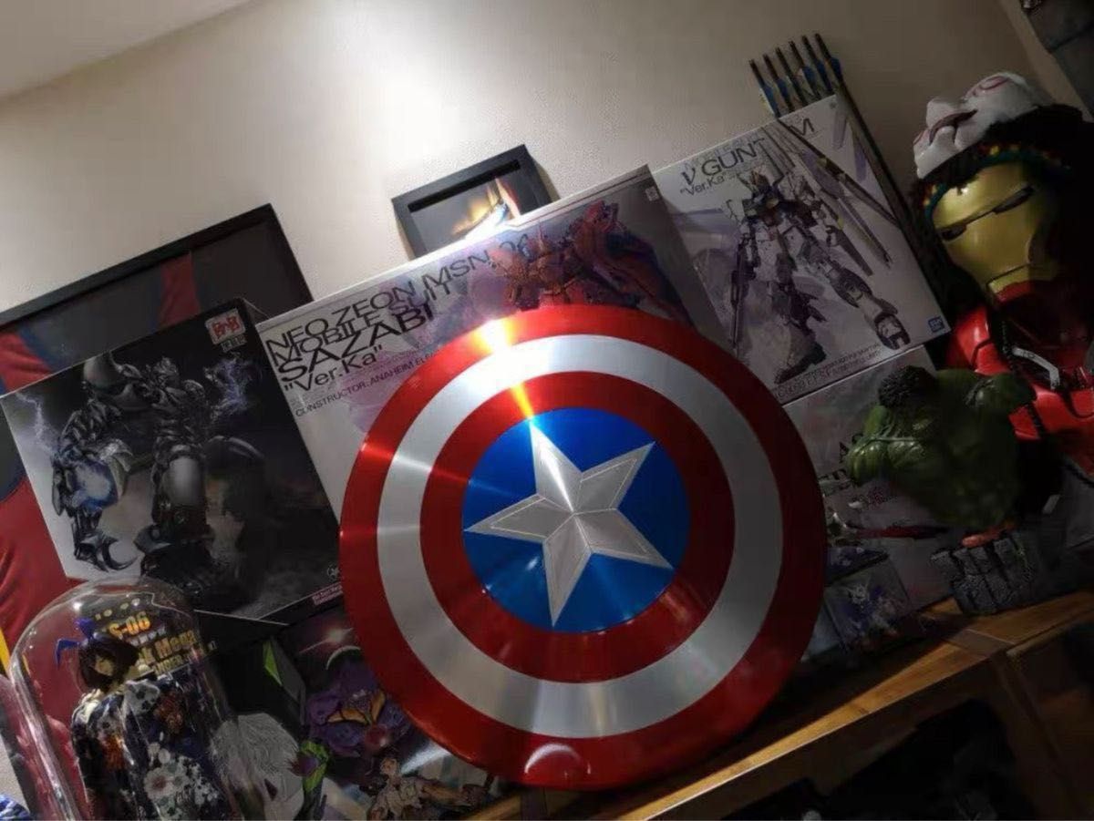 海外正規 キャプテンアメリカ75周年記念金属製シールド 60CM｜Yahoo