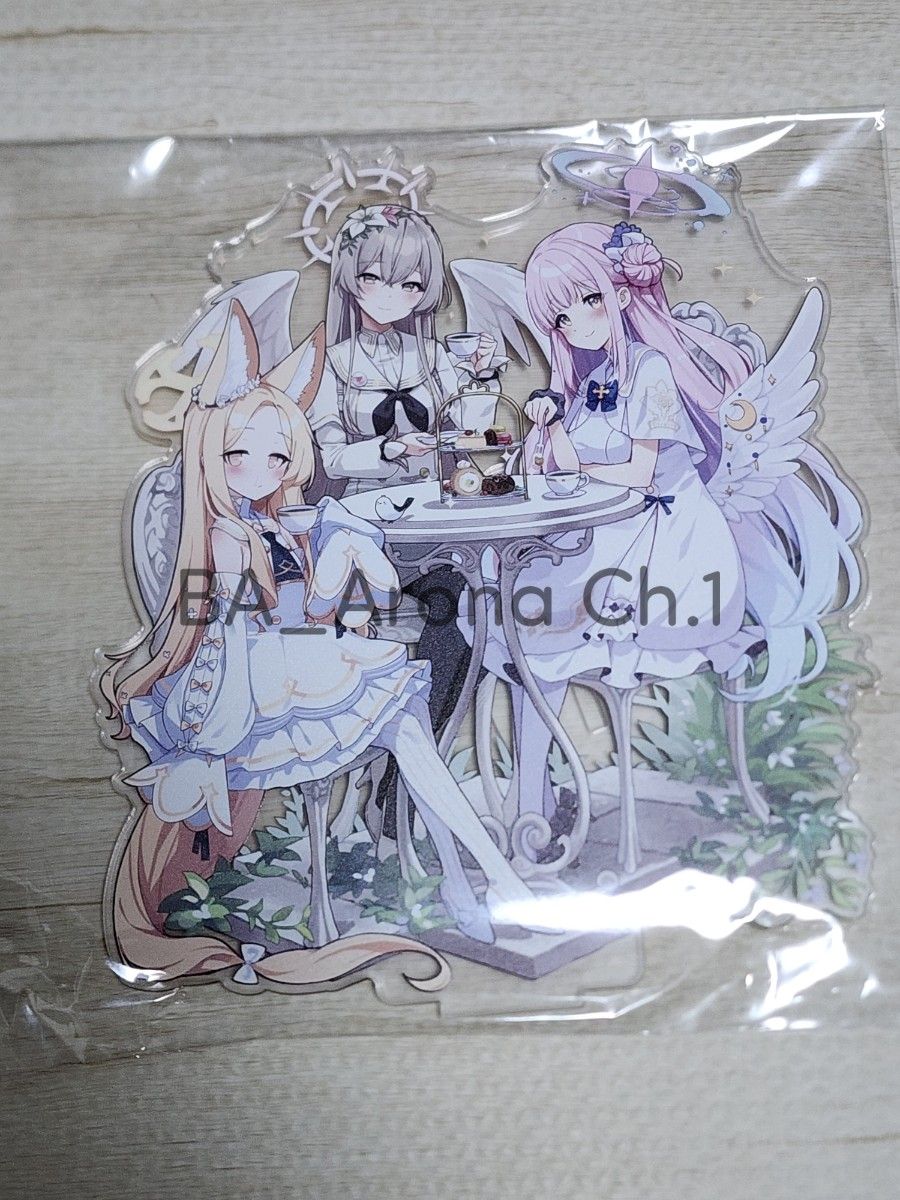 韓国コミケ】ブルーアーカイブ ミカ&ナギサ&セイア アクリルスタンド