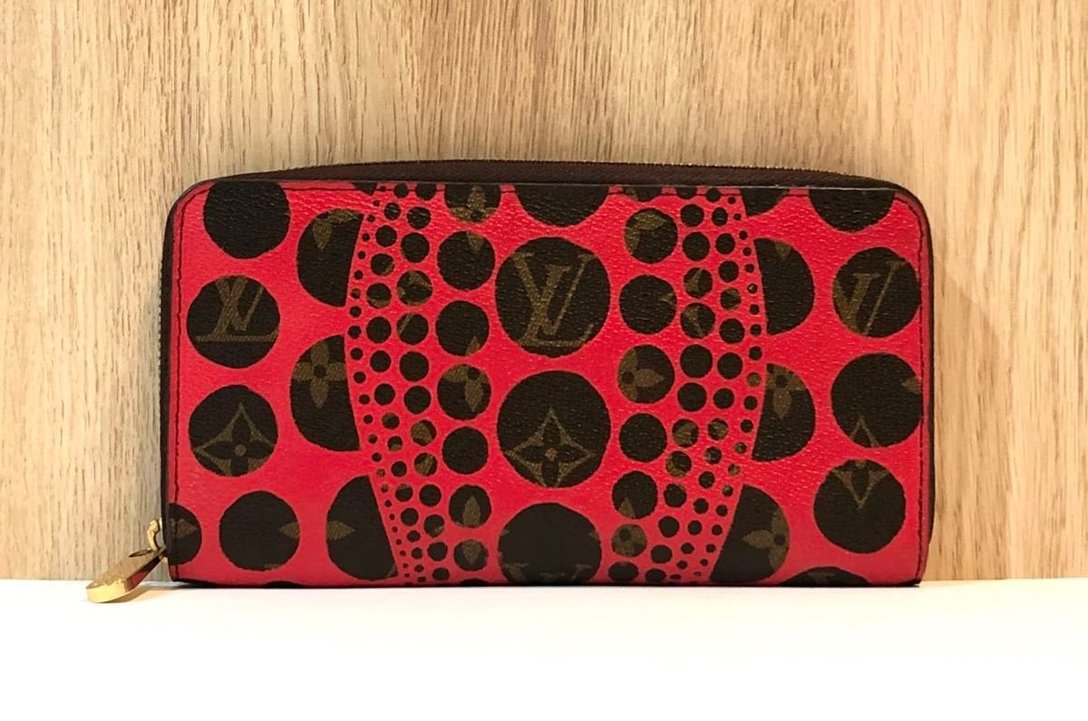 未使用 ルイヴィトン ジッピーウォレット 草間彌生 草間弥生 赤 レッド