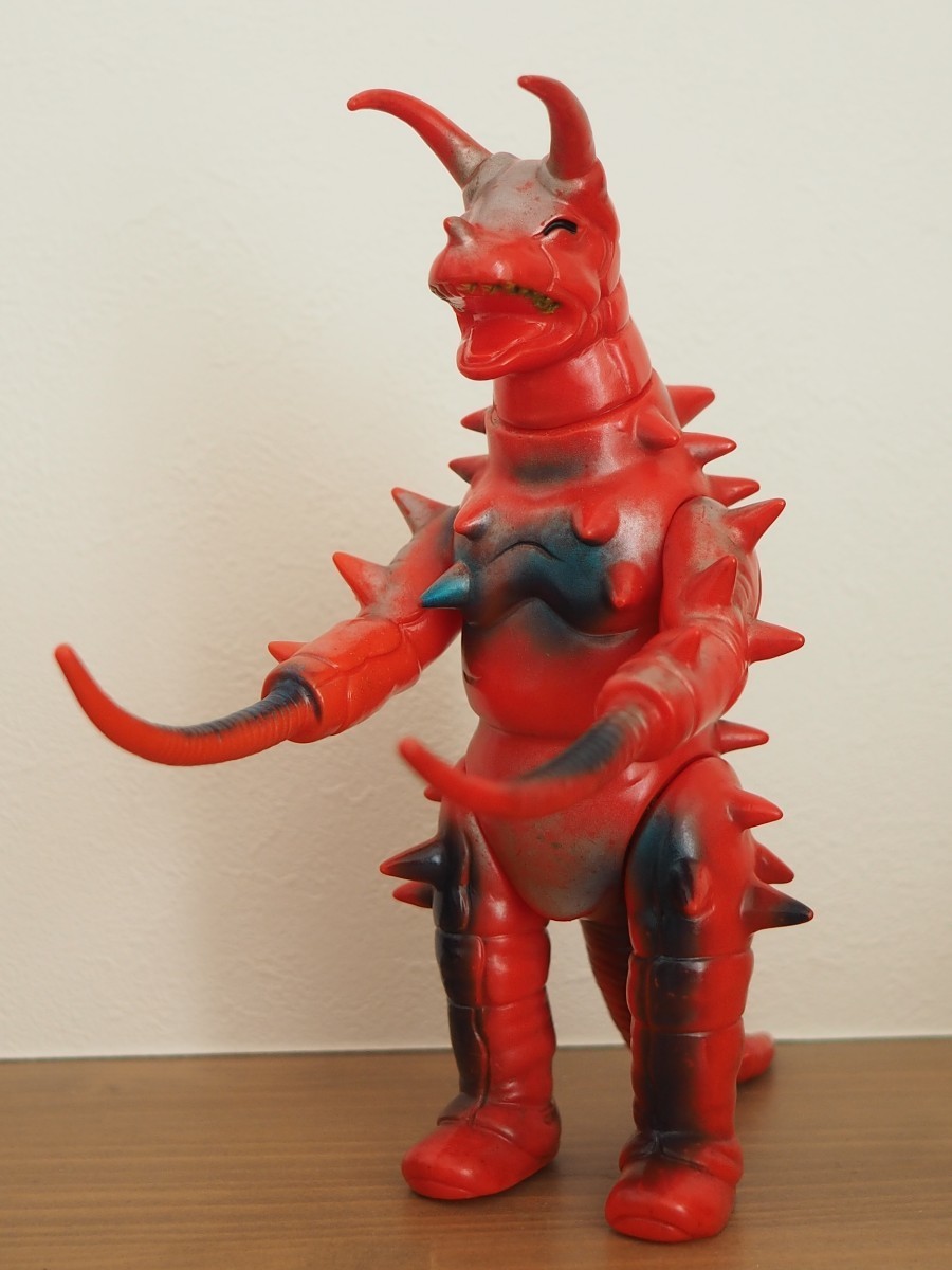 Yahoo!オークション - ブルマァク グドン 当時物ソフビ 帰ってきたウル