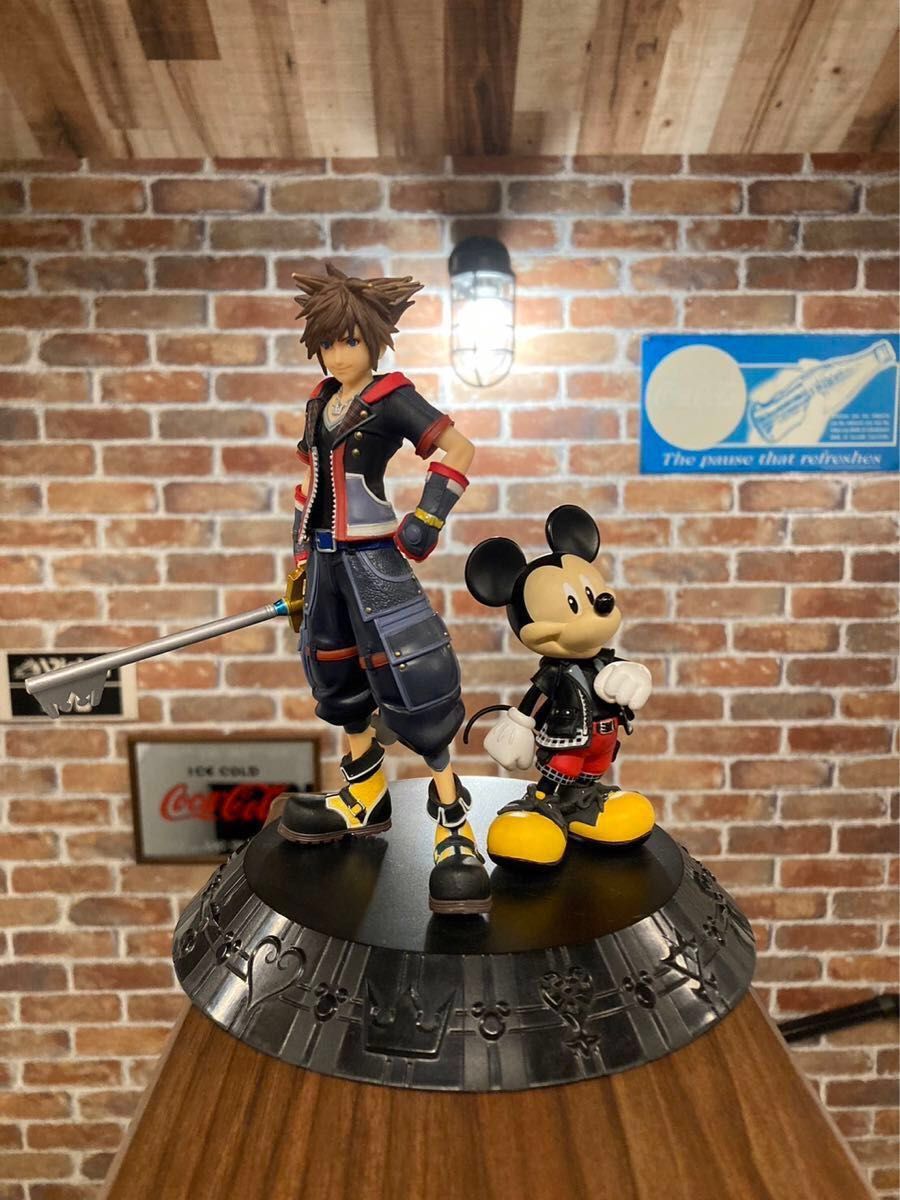 キングダムハーツ 一番くじ A賞ソラ&王様ミッキースタチュー中古
