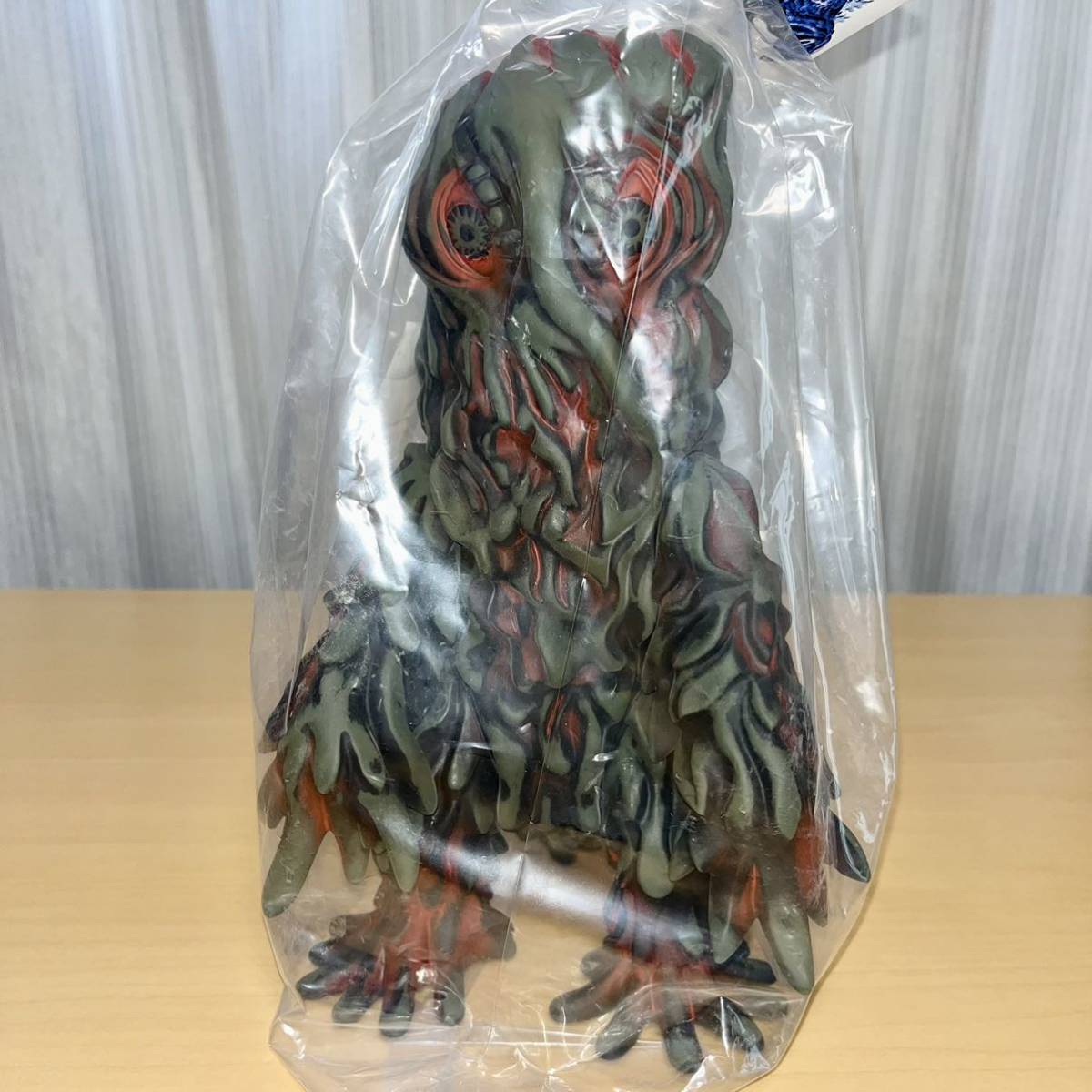 Yahoo!オークション - ヘドラ 350 吉坂隆 Dark Green マルサン ゴジラ