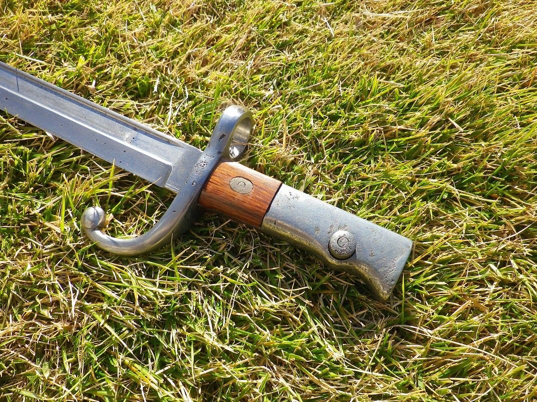 二十二年式銃剣 菊の刻印あり 旧日本陸軍｜Yahoo!フリマ（旧PayPayフリマ）