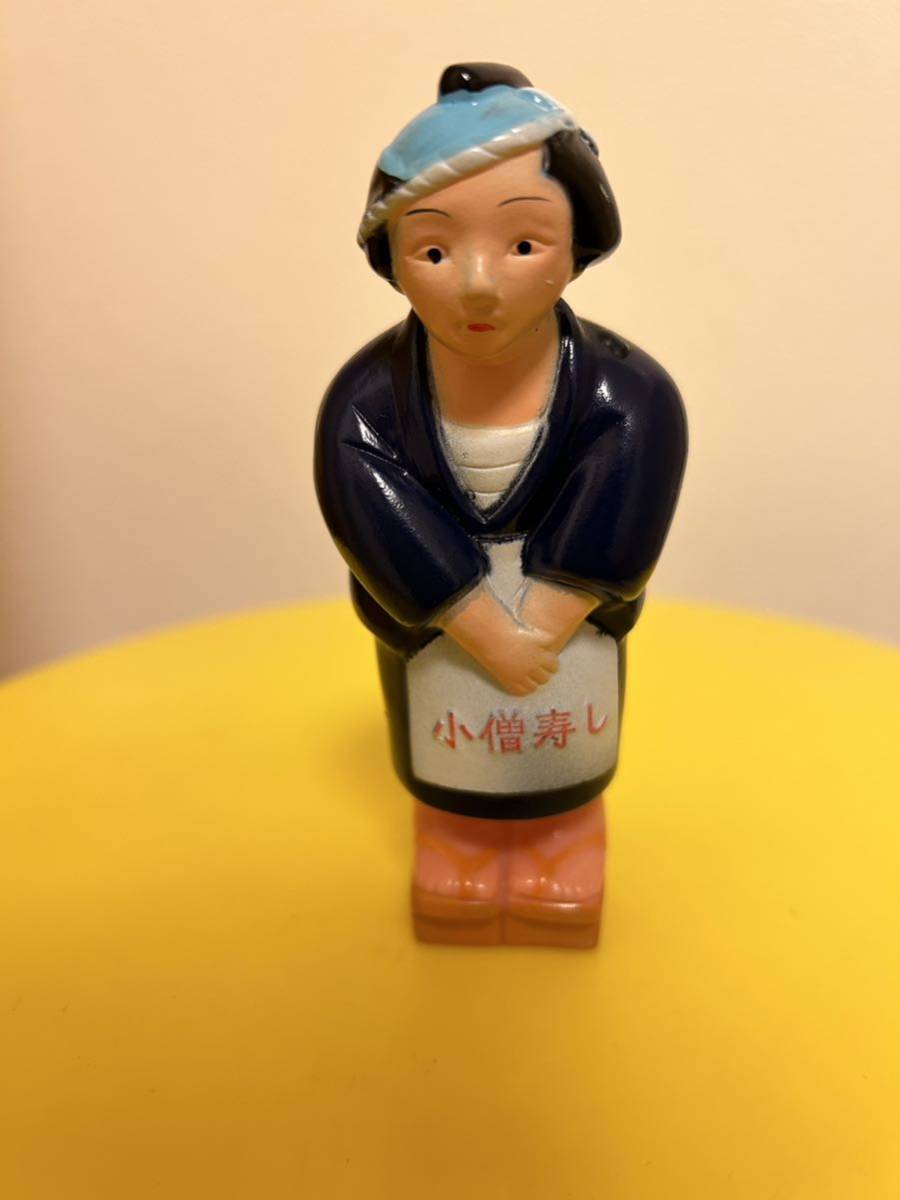 Yahoo!オークション - 非売品 当時物 小僧寿し ソフビ貯金箱 フィギュ