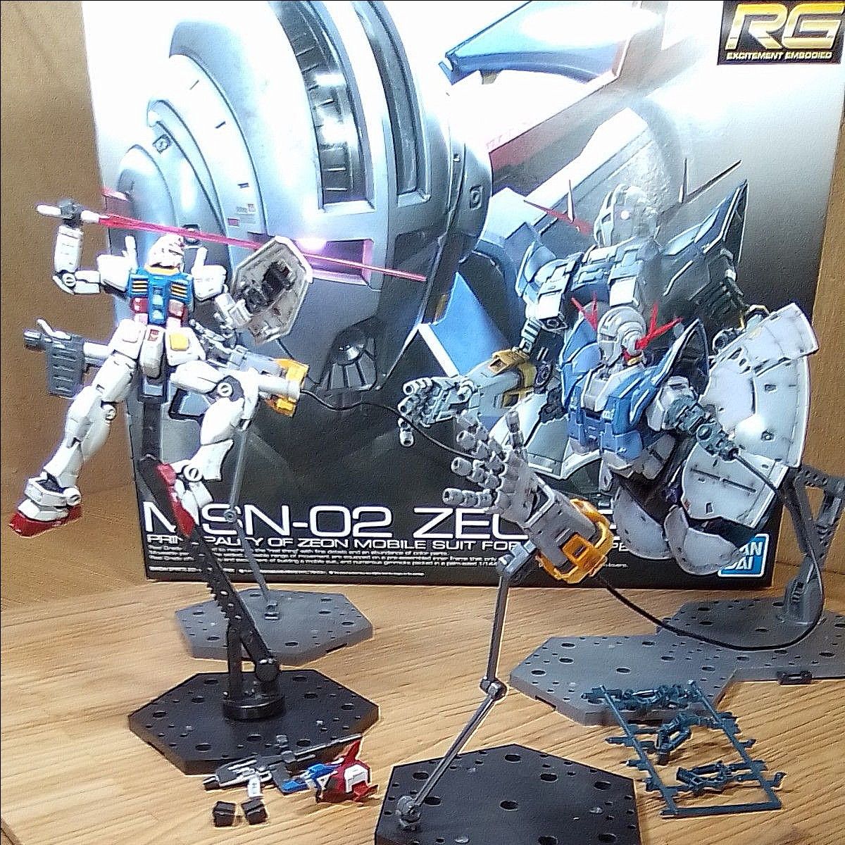 RG 1/144 RX-78-2 ガンダム」 VS 「RG 1/144 MSN-02 ジオング」 決戦