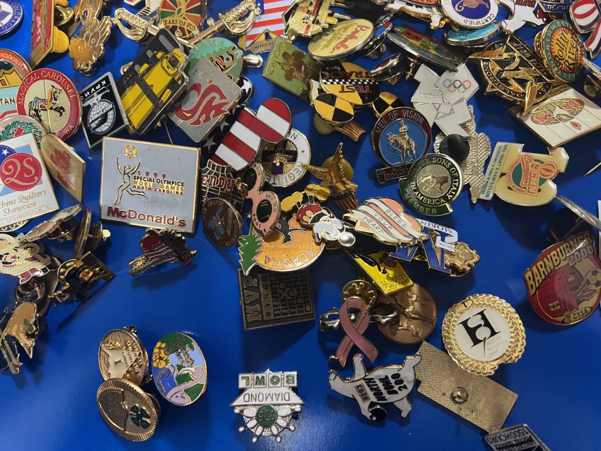 フランス雑貨☆ピンバッジ100個セット☆ ピンバッジ フランス まとめ