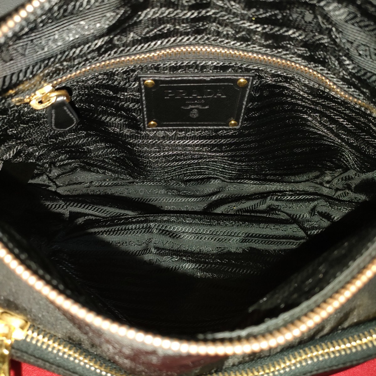 極美品 PRADA 斜め掛け ショルダーバッグ ゴールド ブラック プラダ