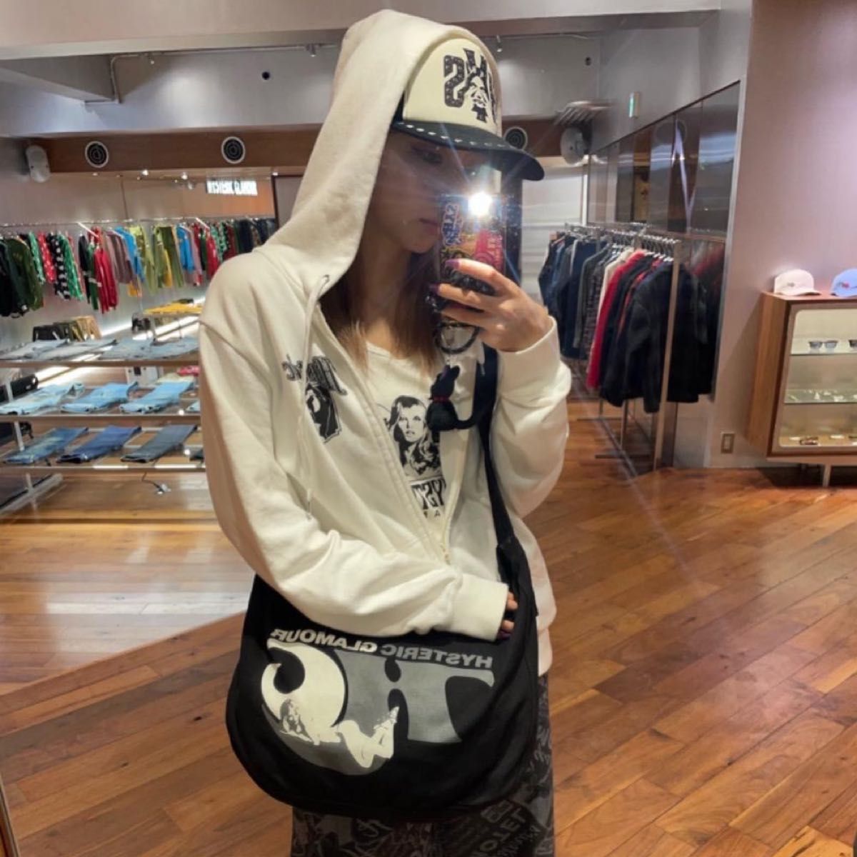 新品】ヒステリックグラマーSEE NO EVIL スタッズメッシュキャップ