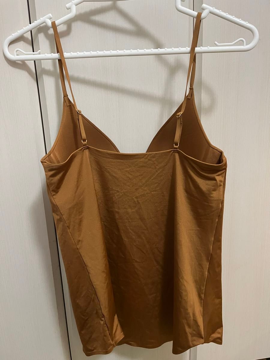 ユニクロ マメクロゴウチ エアリズムコットンブラキャミソールブラ