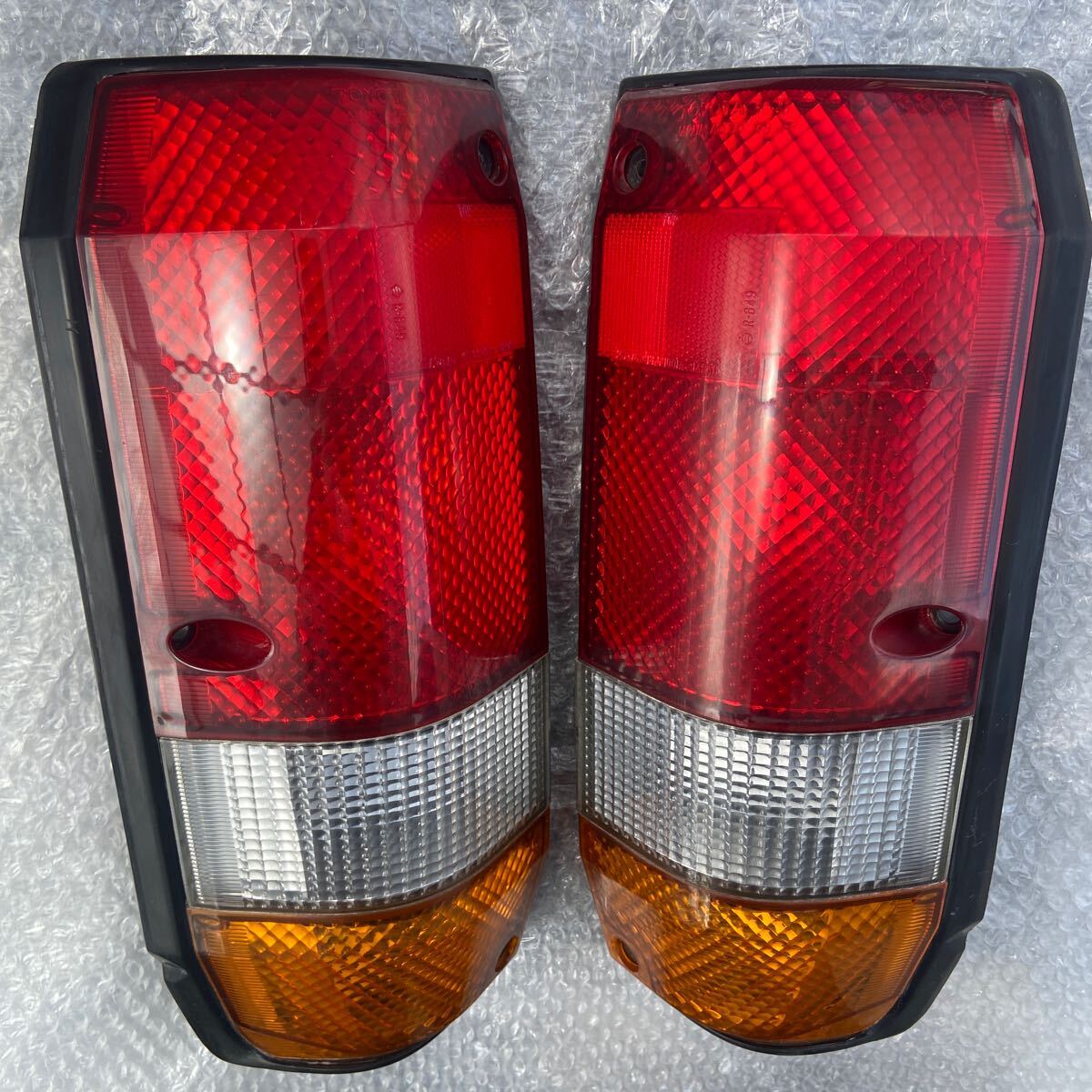 ランクル70 ランドクルーザー70 テールライト テールランプ 再販