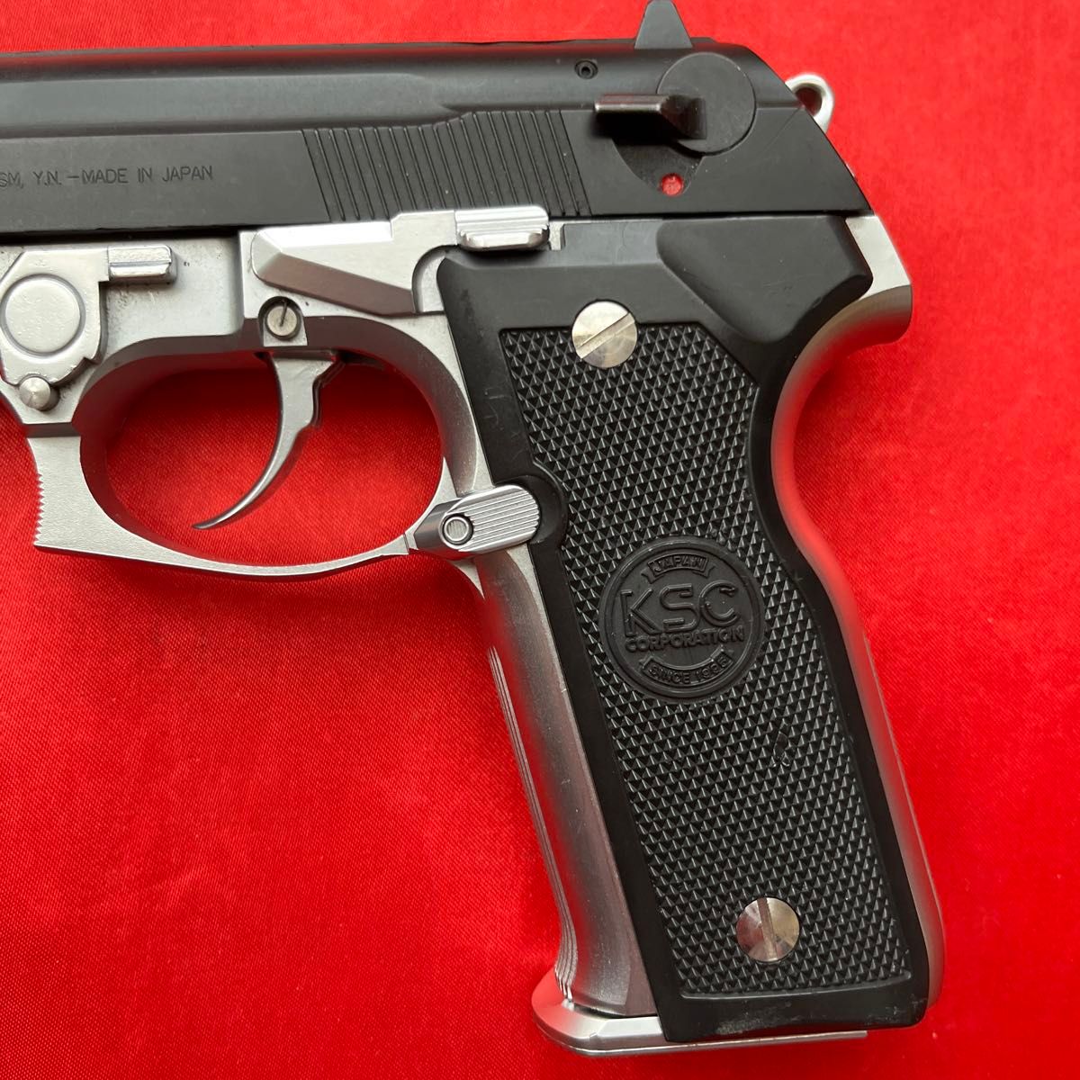 KSC M8000クーガー シルバー/ブラック マガジン2本付き 動作確認済み