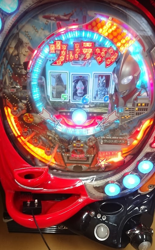 Yahoo!オークション - パチンコ 実機 MAX機 CR ぱちんこ ウルトラマン