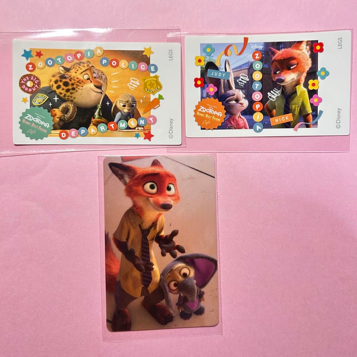 ディズニー ズートピアカフェ 特典 ステッカー ニック ジュディ カード