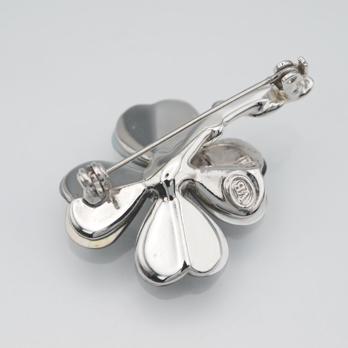 N796 VENDOME BOUTIQUE ヴァンドームブティック VB刻印 ブローチ