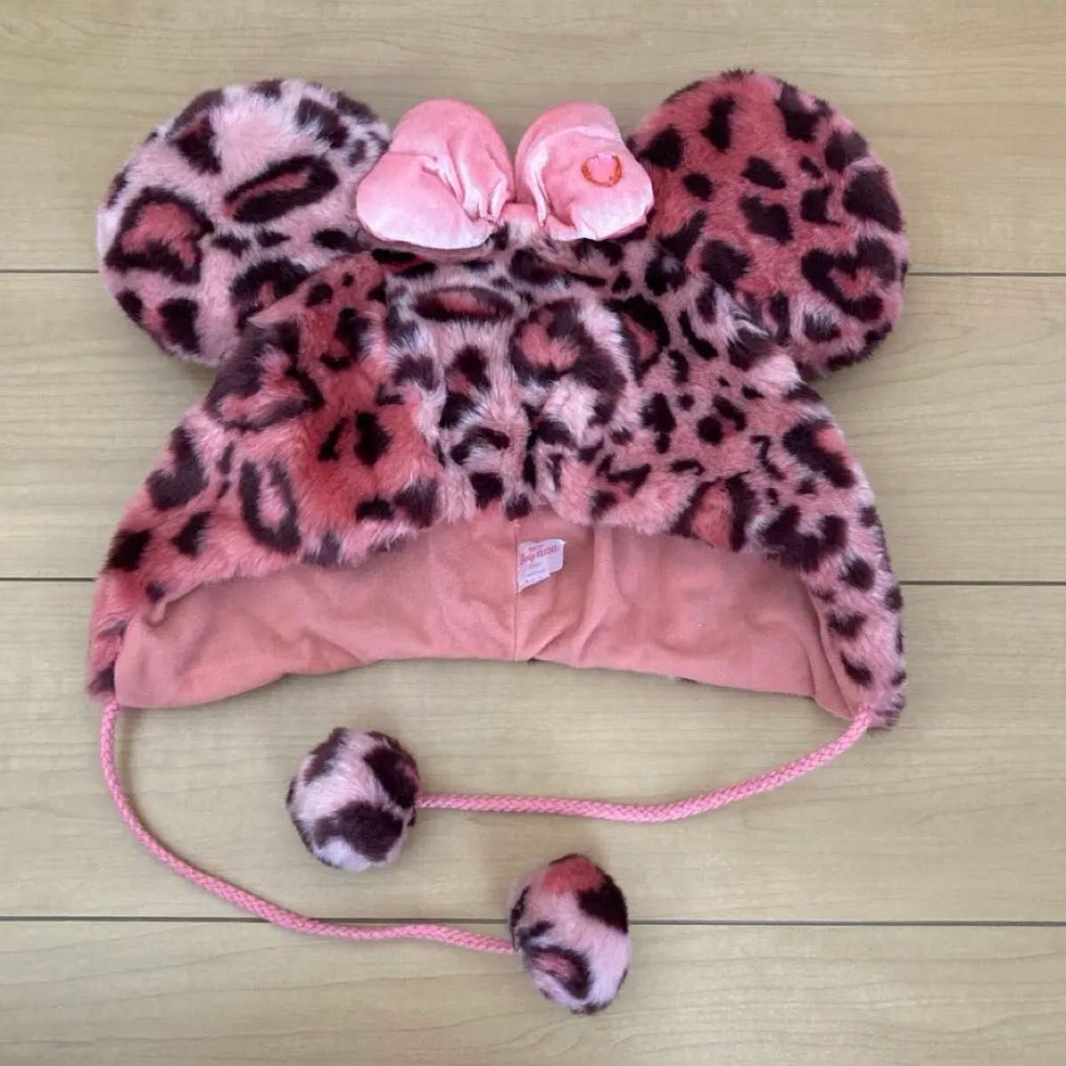 美品】ディズニー ファンキャップ ミニーちゃん ヒョウ柄 ピンク