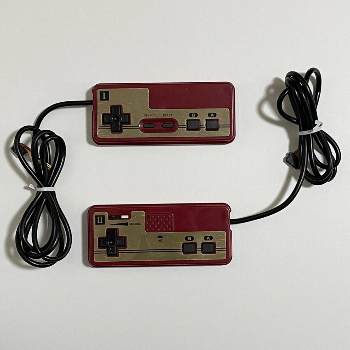 初代ファミコン 四角ボタン コントローラー 1P/2Pセット (FC/FAMICOM