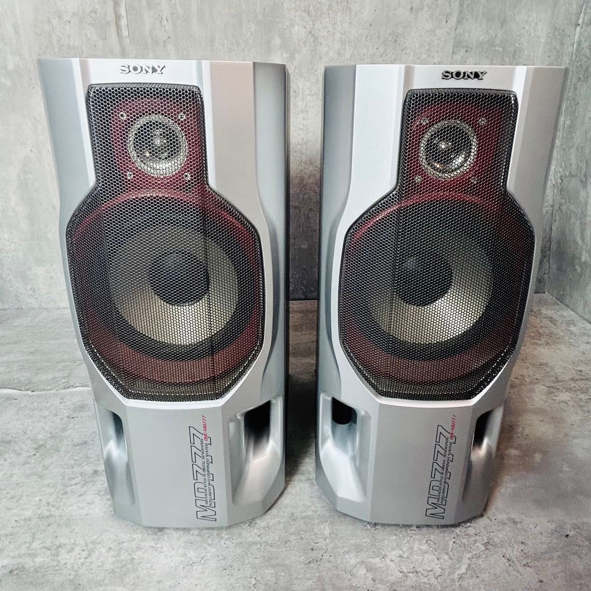 貴重 美品 SONY ソニー CD/MDシステムコンポ DHC-MD777 リモコン付き