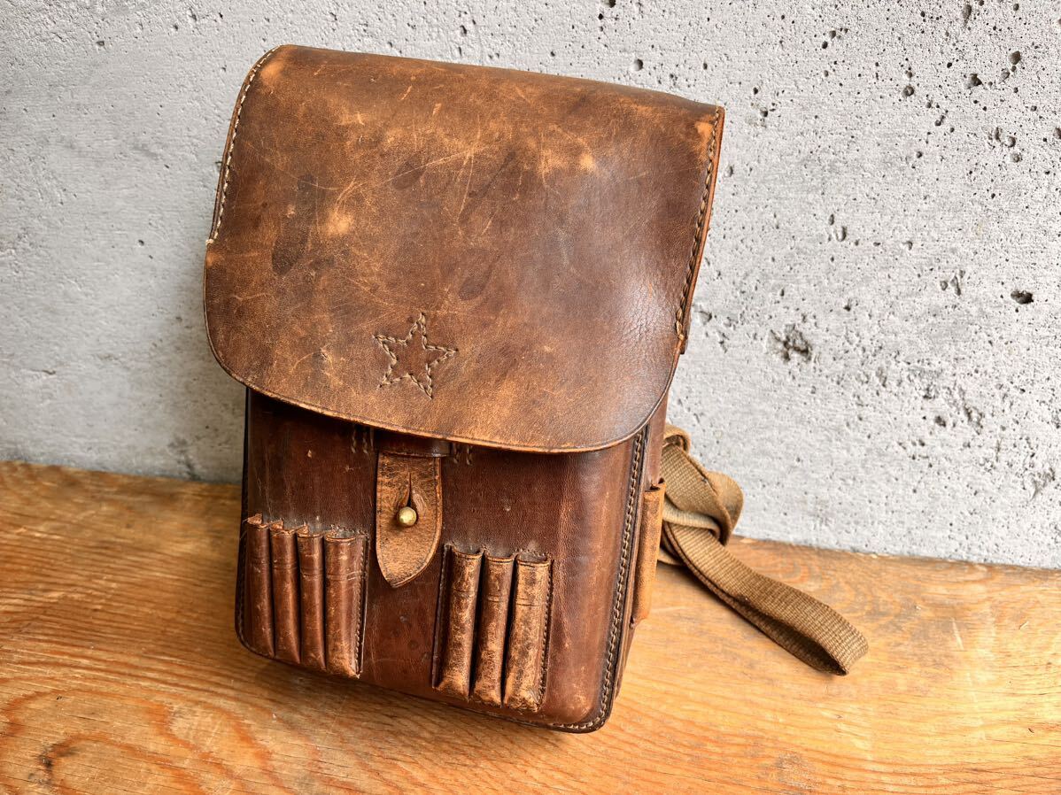 Yahoo!オークション - 旧日本軍 鞄 革製 ミリタリー 当時物 図嚢 バッ