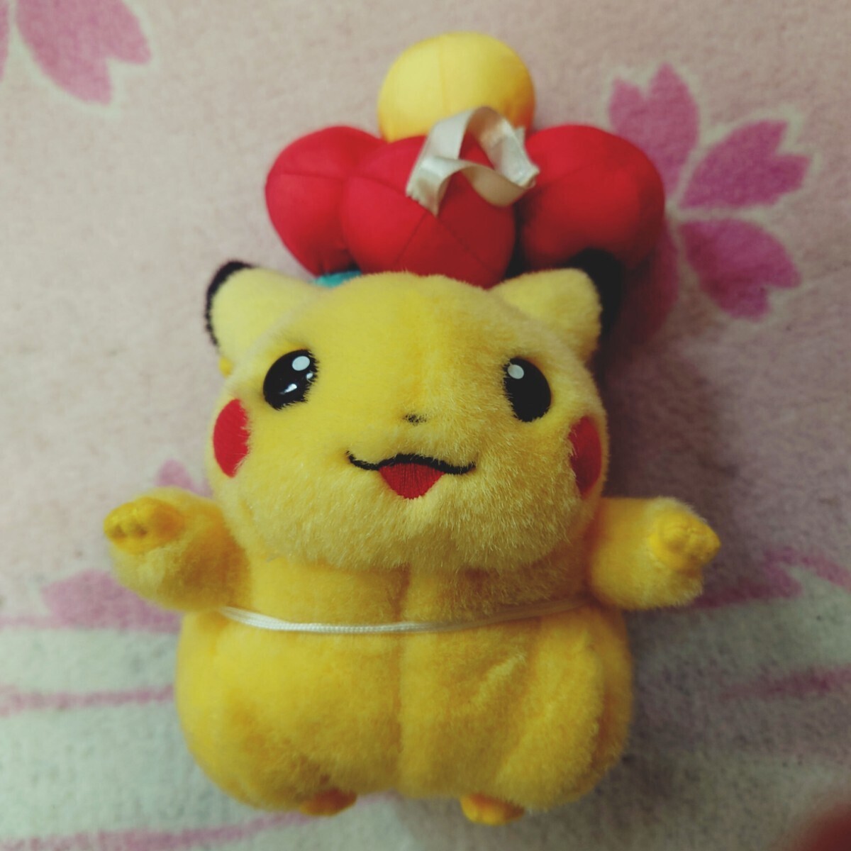 Yahoo!オークション - 希少 TOMY 初代 そらとぶピカチュウぬいぐるみ