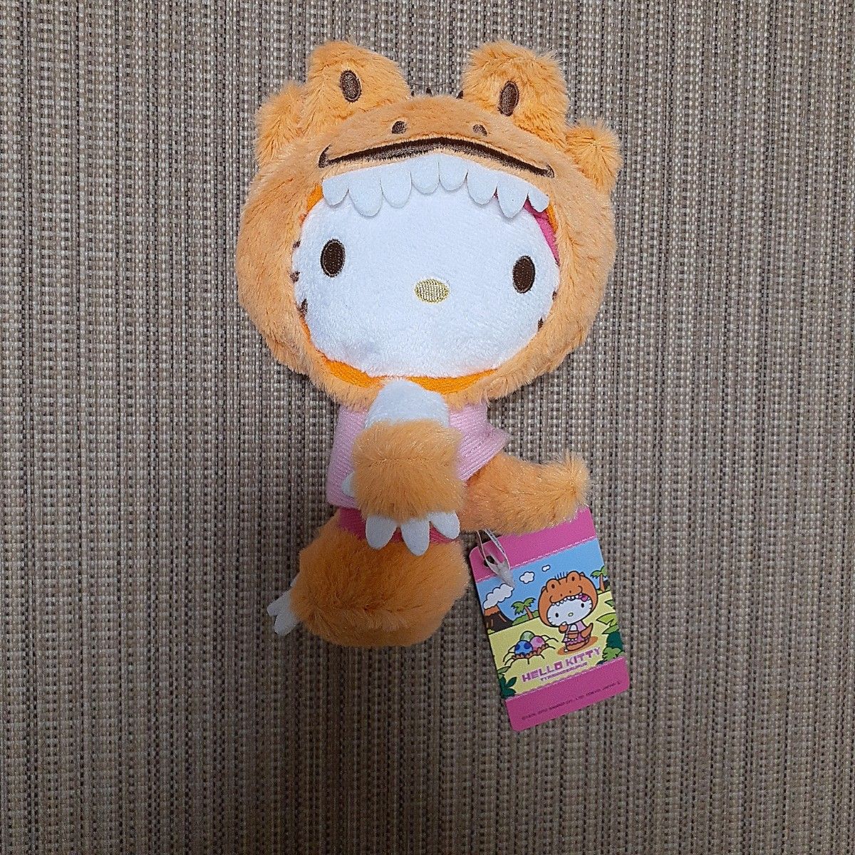 激レア】ハローキティ 恐竜王国 ぬいぐるみ マスコット