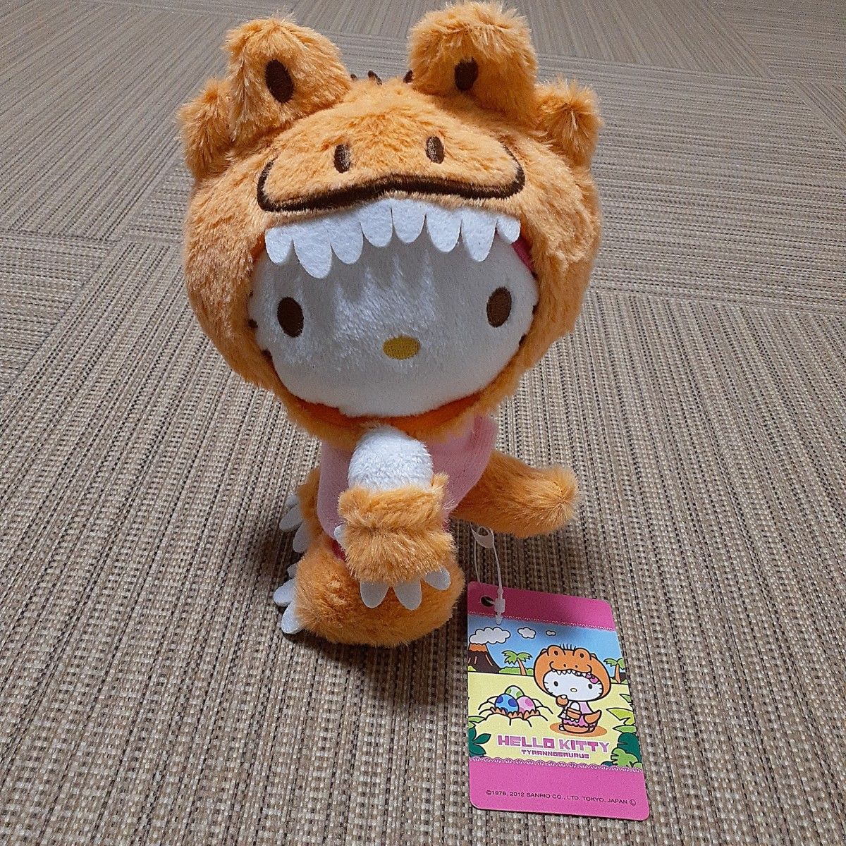 激レア】ハローキティ 恐竜王国 ぬいぐるみ マスコット