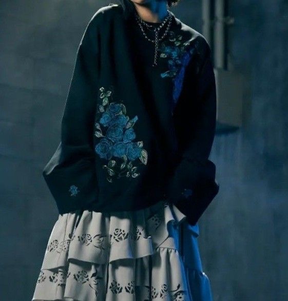 Ado×HARE/UNISEX】サイドレースアップシシュウスウェット｜Yahoo