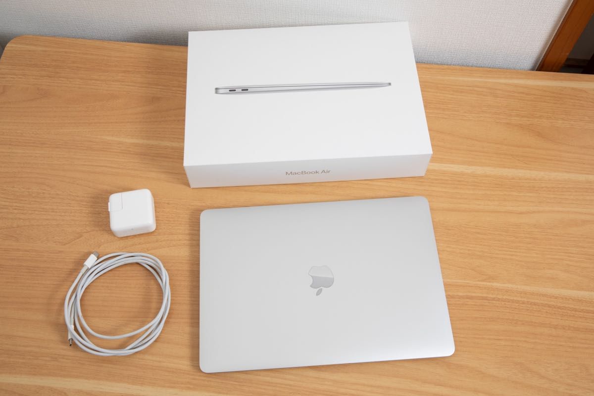 MacBook Air M1 8GB/512GB 13インチ MGNA3J/A シルバー 2020 Apple 箱