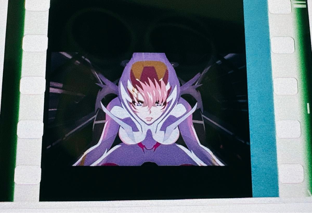 ラクス・クライン パイロットスーツ 劇場版 ガンダムSEED FREEDOM 入場