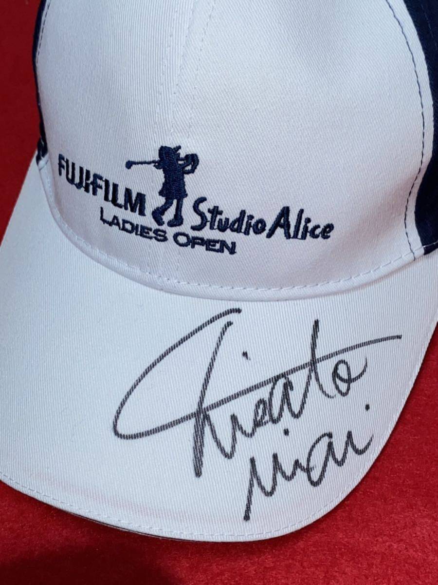 FUJIFILM Studio Alice Ladies サイン入りキャップ FUJIFILM Studio