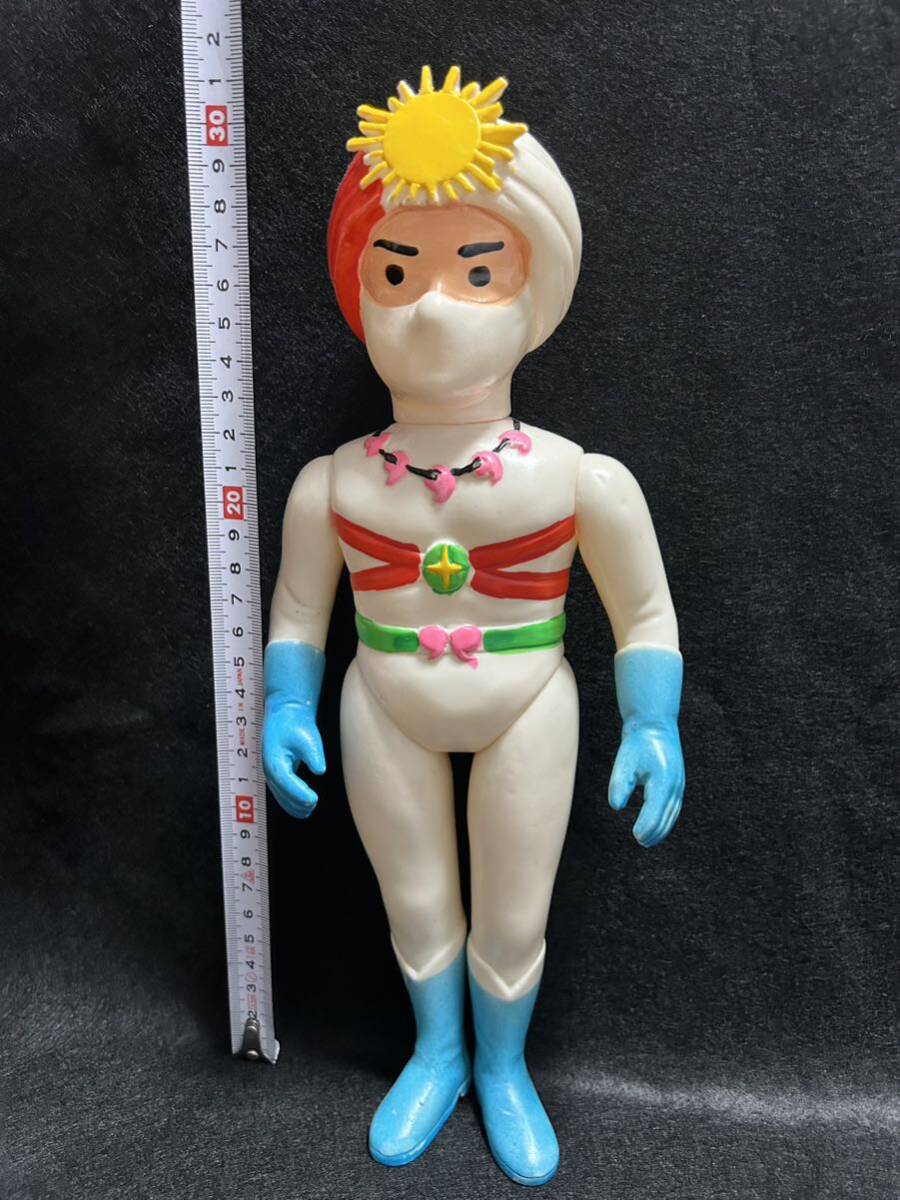 Yahoo!オークション - ソフビ レインボーマン 目がつぶら 32CM 大型パ