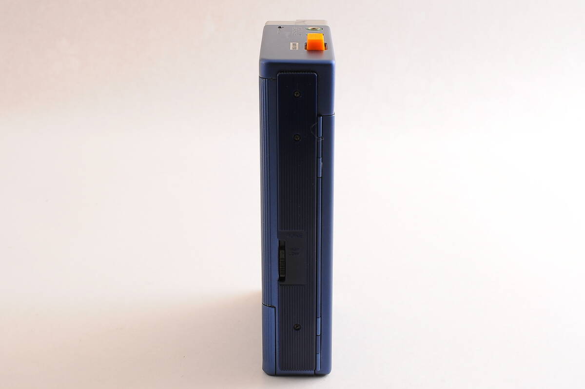 貴重品 ケース付 SONY ソニー WALKMAN 初代ウォークマン カセット