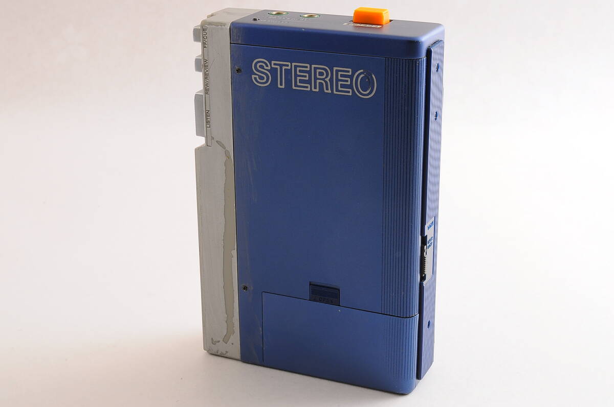 貴重品 ケース付 SONY ソニー WALKMAN 初代ウォークマン カセット