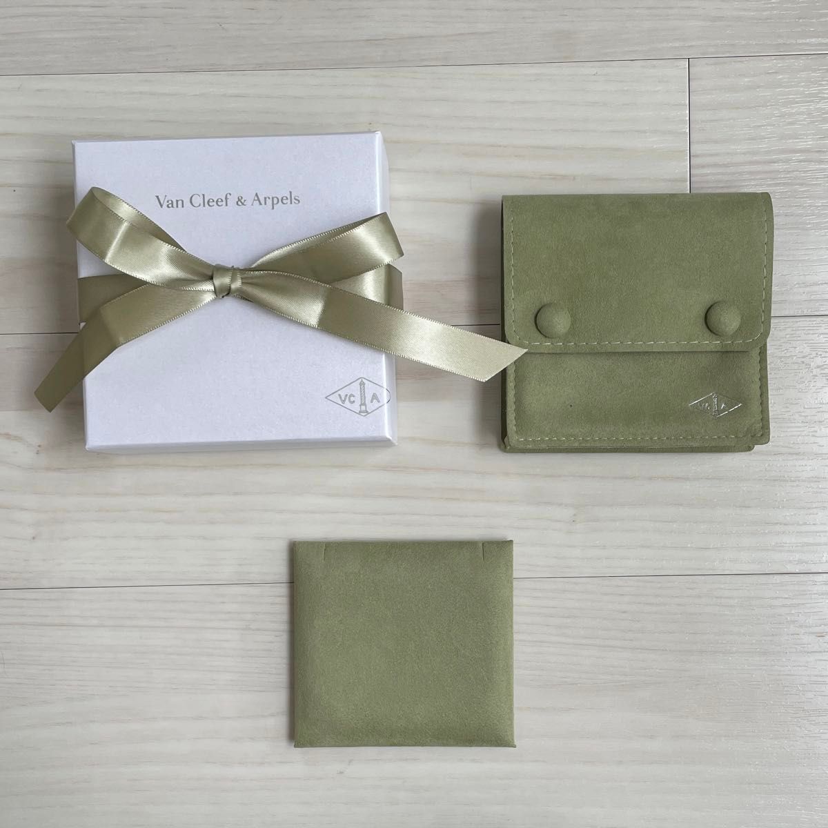 価格交渉NG】ヴァンクリーフ&アーペル ジュエリーケース ポーチ