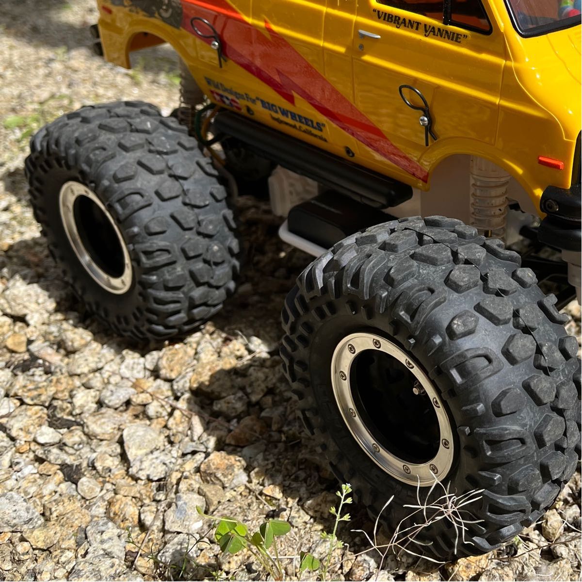 CR-01ホイール タミヤ ホイール タイヤ CW-01などの2駆仕様に改造済み