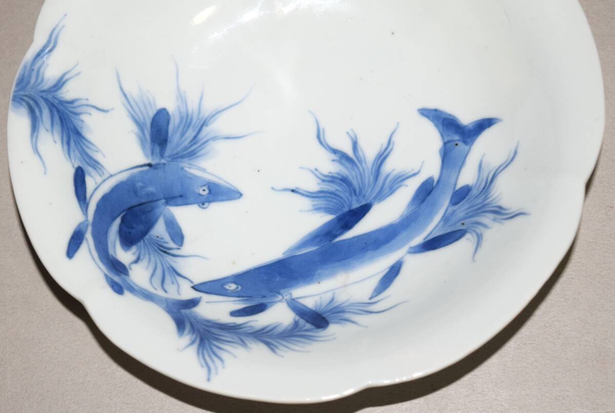 古伊万里 染付鮎文皿 7寸 江戸中期 窯傷 古伊万里 染付鮎文皿 7寸 江戸