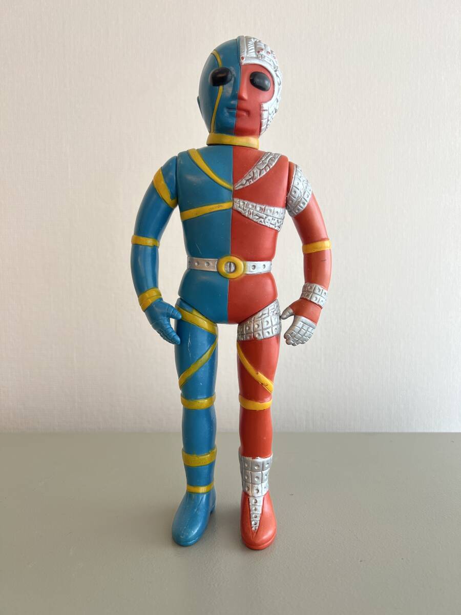 Yahoo!オークション - 当時物 無版権 パチ キカイダー ソフビ 約28.5セ