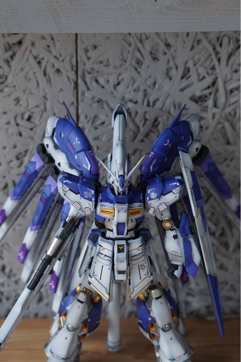 ハイニューガンダム hi νガンダム RG 塗装済 完成品 ハイパーメガ