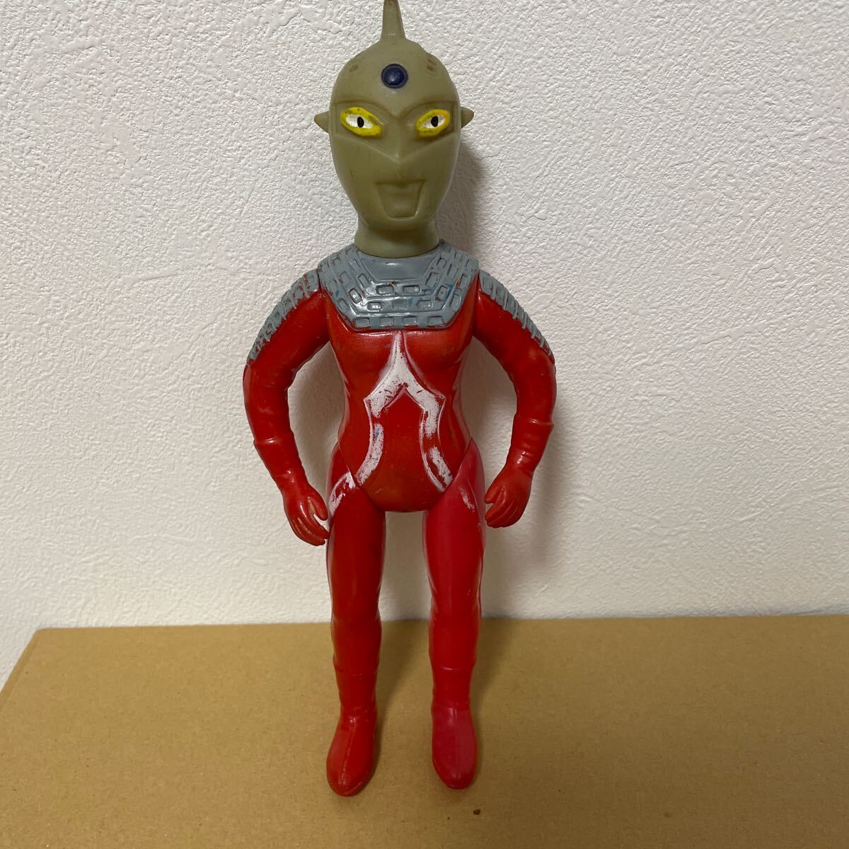 Yahoo!オークション - 当時物 マルサン ウルトラセブン ソフビ 350サイ