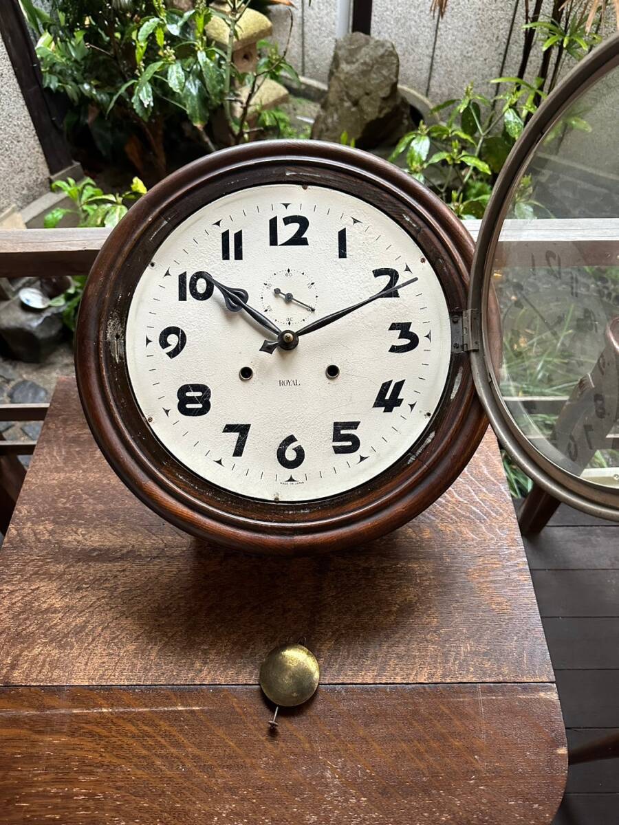 当時物 ROYAL CLOCK 丸型 掛時計 柱時計 ゼンマイ式 元気に稼働してい