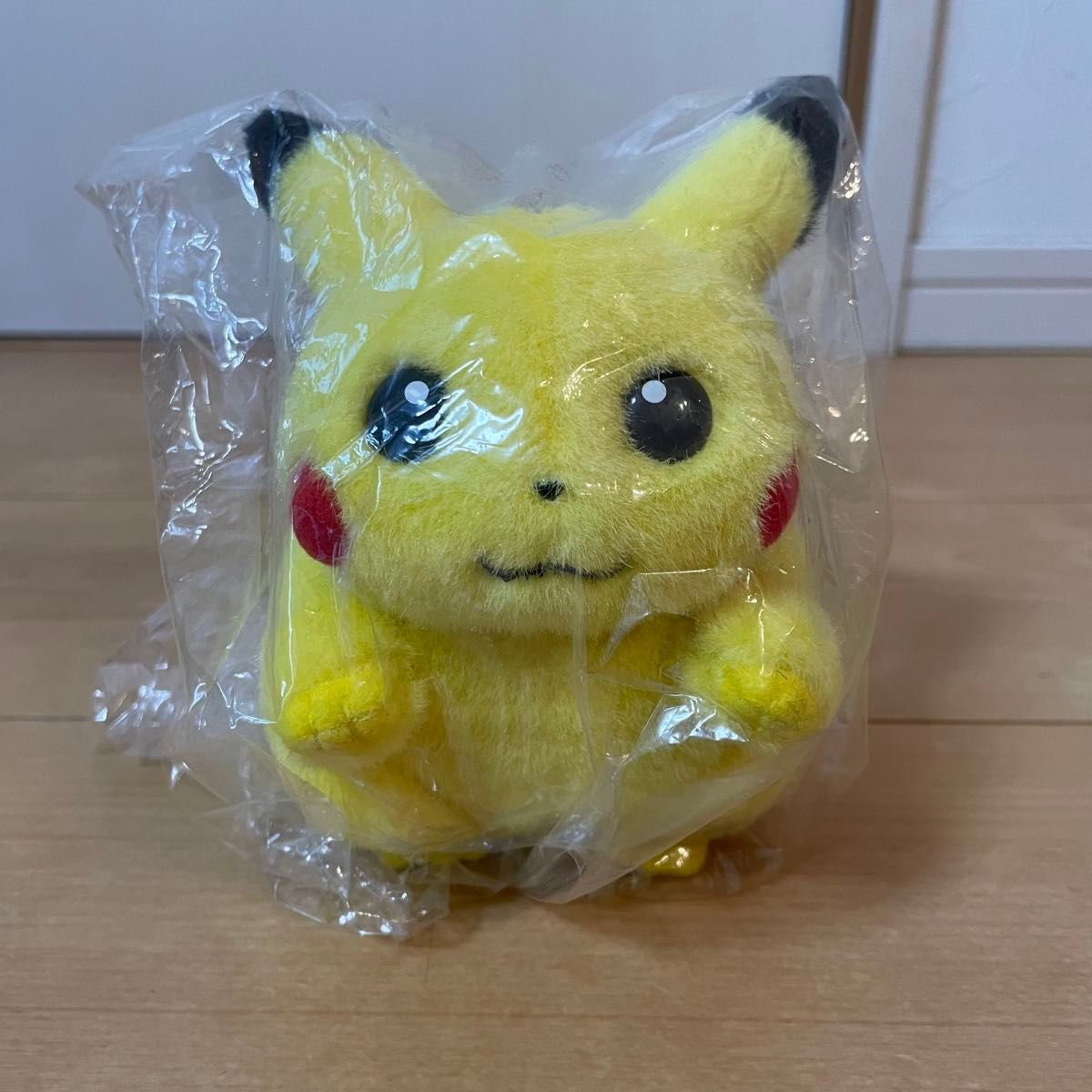 新品】ポケモン 初期ピカチュウ ぬいぐるみ ポケットモンスター TOMY