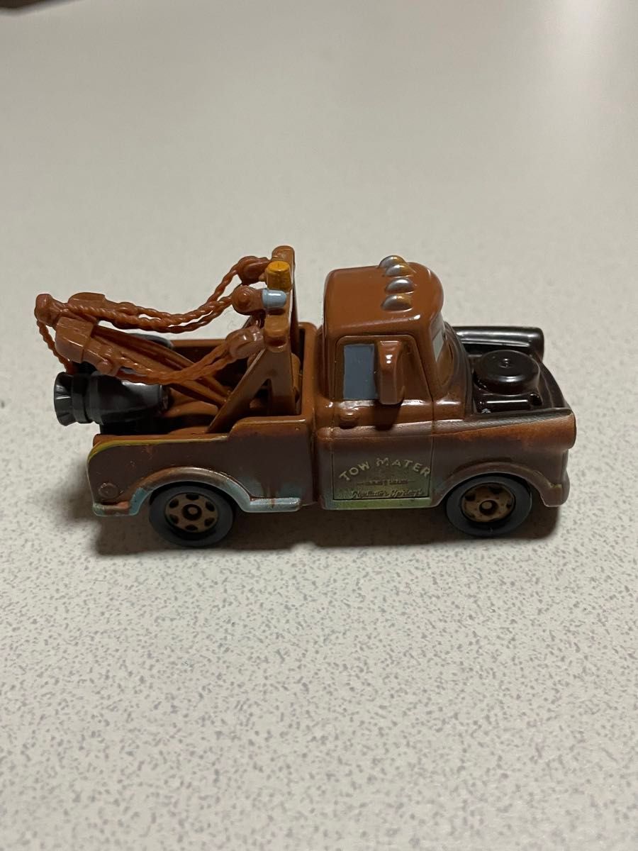 廃盤・エラー品 カーズ トミカ メーター ジェットエンジンタイプ