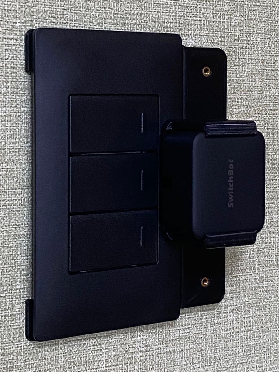 SwitchBot用マウントキット アドバンスシリーズ トリプルスイッチ 1