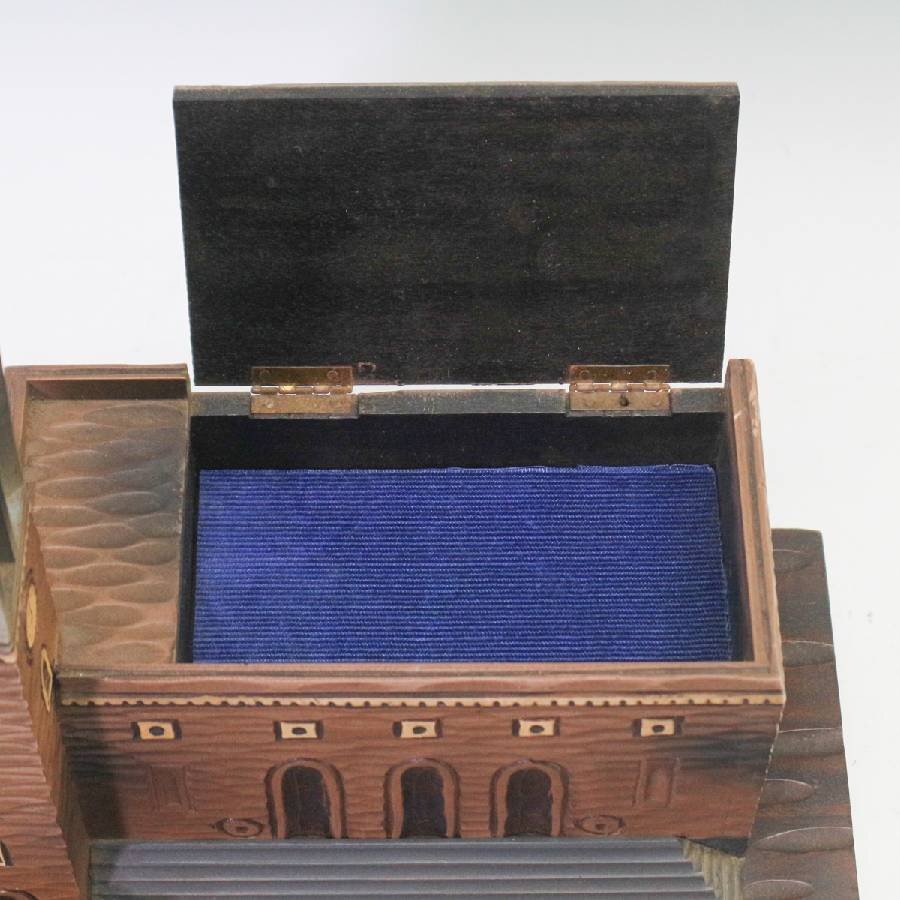 Yahoo!オークション - 早稲田大学 大隈講堂 木彫り オルゴール アクセ