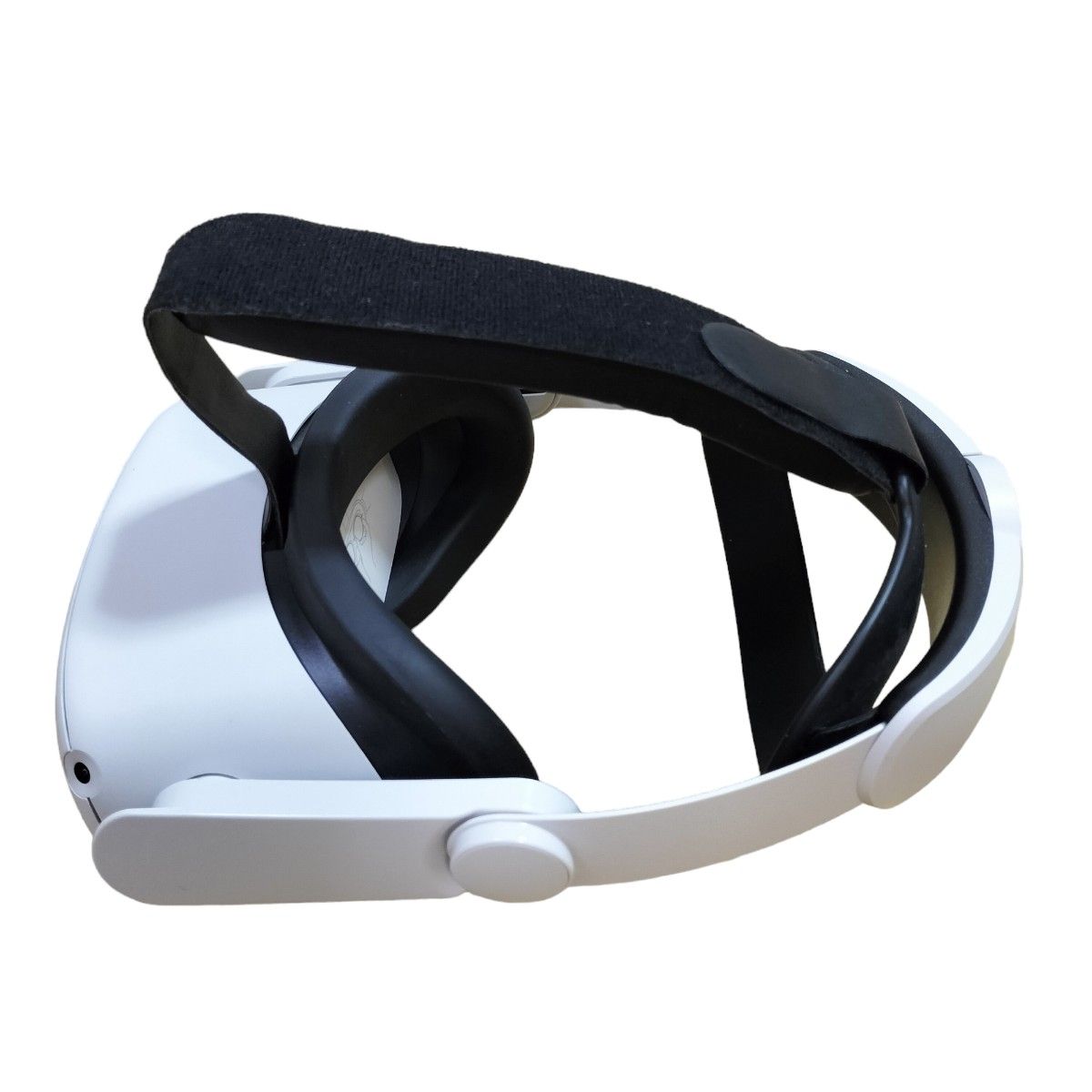 Quest 2 64GB Eliteストラップ付 VRヘッドセット